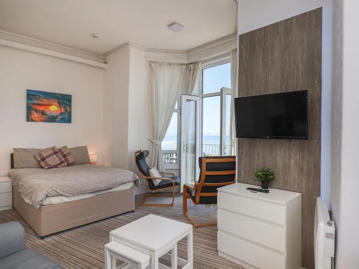 2 Beach View Beaconsfield House Bridlington